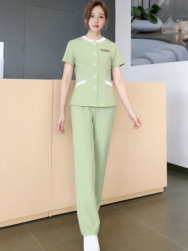 Uniforme Estiva per Salone di  - Health Wellness Nurse recensione e prezzo